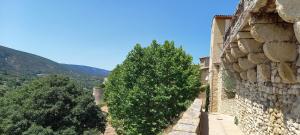 Maisons de vacances Gite Maison a Bonnieux en Luberon Vaucluse 84 : photos des chambres