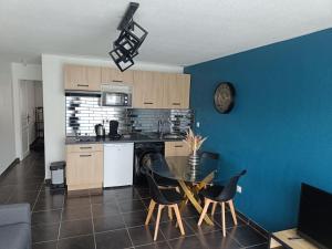 Appartements micro maison, refait a neuf, spacieux, agreable : photos des chambres