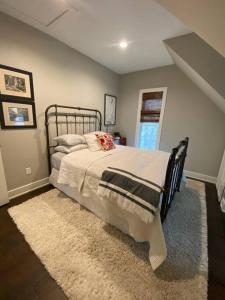 Carriage House on Historic Bentonville Square