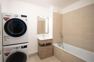 Appartements beautiful 2 bedroom apartment 40 min from Paris : photos des chambres
