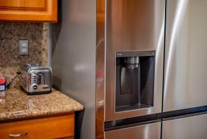 Peaceful Family Home with 3 Bedrooms and 2 Bathrooms