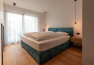 Luxury Penthouse - Between Kronplatz, 3 Peaks Dolomites and Lake Prags