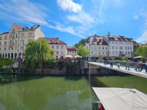 Relaxed escape in the old town - App Sviti Tour As 