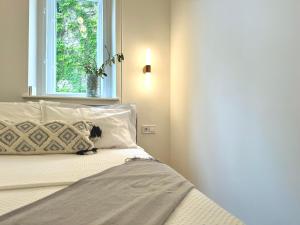 Buda Retreat - Modern 2BR