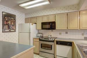 Tyra Stream 235 by Great Western Lodging