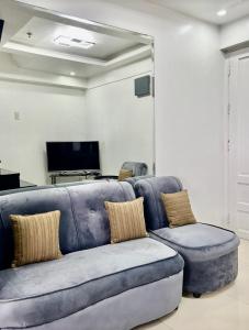 RL Suite at Isabelle de Valenzuela