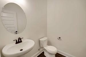 Alto M5 Marvelous 2bd,25bth wpool acc