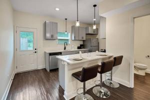 Alto M5 Marvelous 2bd,25bth wpool acc