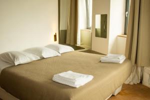 Torre Subrosa, vasca in camera cromoterapia