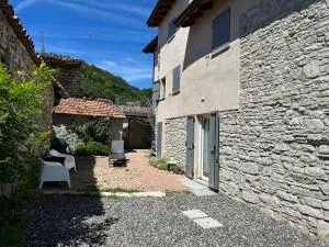 Casa del Giglio a Cadelmonte - Zerba