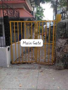 Independent Studio 25 Corner House Bandra west