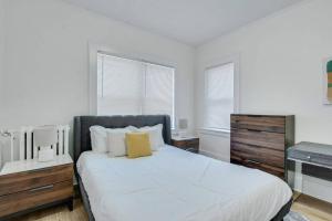 Mayflower 301 Breathtaking 2bed1bth