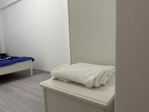 Wild nest king size bed