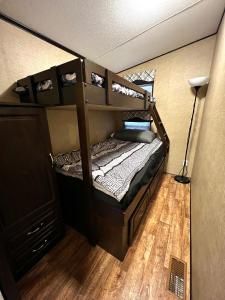 Vine Ridge Resort - Cottages