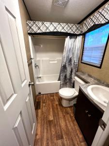 Vine Ridge Resort - Cottages