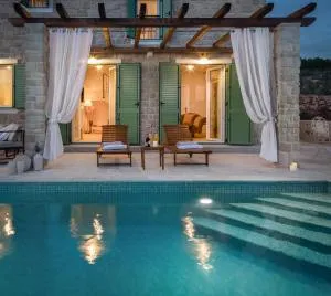 Villa Cavalleria Rusticana with heated pool and vineyard - Kruševo