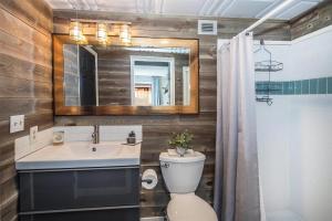 Jack SBearo- AC, Pool, Mountain Views, Hiking, Gym