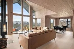 Hytte med fjellutsikt til nydelig natur - 旺斯内斯