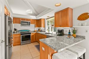 Stunning 3br 3ba Corner Unit Villa of Kamalii, AC, Pool, Hot Tub Unit 23