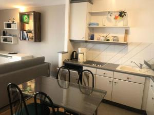 Résidence Regates - Bel appartement 43m² sur la digue du Val André, pleine vue mer, accès direct plage MAE-0061