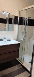 Résidence Regates - Bel appartement 43m² sur la digue du Val André, pleine vue mer, accès direct plage MAE-0061