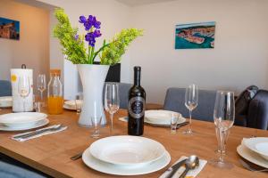 Apartments Lucija Mari