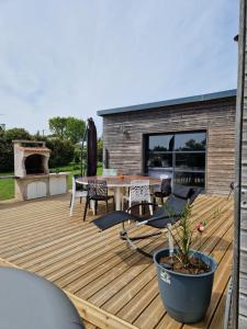 Le paradis des enfants et sa maison en bois