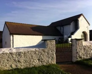 The Barn at Kingston, Beautiful converted barn in tranquil countryside - Lamphey