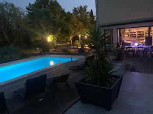 Villas VILLA NIMES BARTHEROES 3 Chambres : photos des chambres