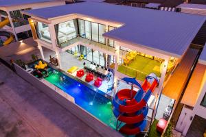 P Henry&App2 Poolvilla Huahin