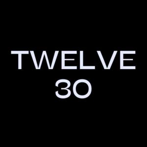 Twelve 30 - Airport, Golf & Wine
