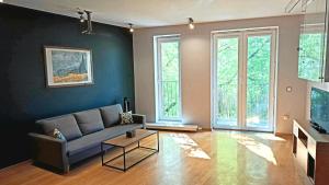 Rezydencja Metro Wilanowska 24h reception