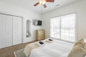 Pickleball - Pool - Hot Tub - Gym - BBQ