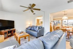 Canal-Front Gulf Coast Home about 3 Mi to Local Beach! - Murdock