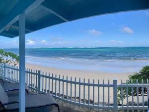 Moeʻuhane Kai Beach Front Home - Punaluu