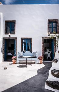 Castellana Cycladic House