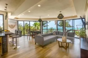 Beachfront Hotel La Palapa - Adults Only - AXD