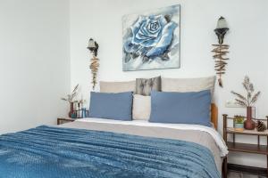 Ocean Breeze Retreat - Honeymoon Apartment with Sea View in Porta Batumi Tower