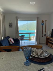 Loft Pelicano lha -Com Piscina Privativa e Vista para o mar- Casa Grega