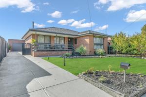 Melbourne Airport Pet friendly Guest House