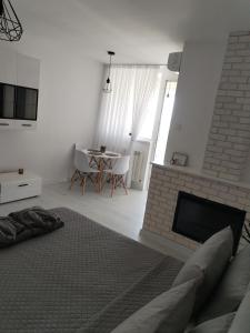 Studio White City Craiova