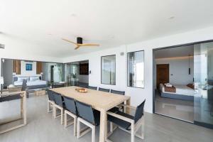 Serene Escape Balcony Villa in Chaweng KBR20