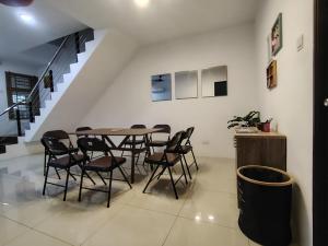JNJ Miri Homestay - Miri Serene Shangrila, Luak with 4-bedroom