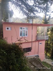 Tree Valley Homestay Chail