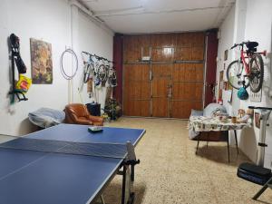 LA RIOJA HOUSE casa entera Mesa de pinpong Parking gratuito, Chimenea, barbacoa CENTRO