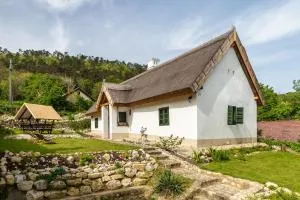 Klementina's Guest House - Happy Rentals - 讷米斯维塔