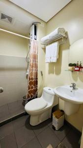 Cebu IT Park Cozy Neutral Condo