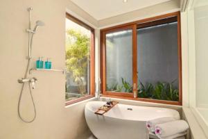 Kamila Aranne 3 BR Private Pool Villa JU12