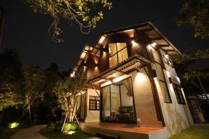 Baanrongmai Canal Front Homestay