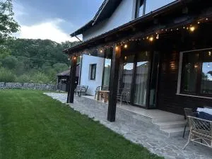 Pensiunea Eden - Căpăţîneni-Ungureni